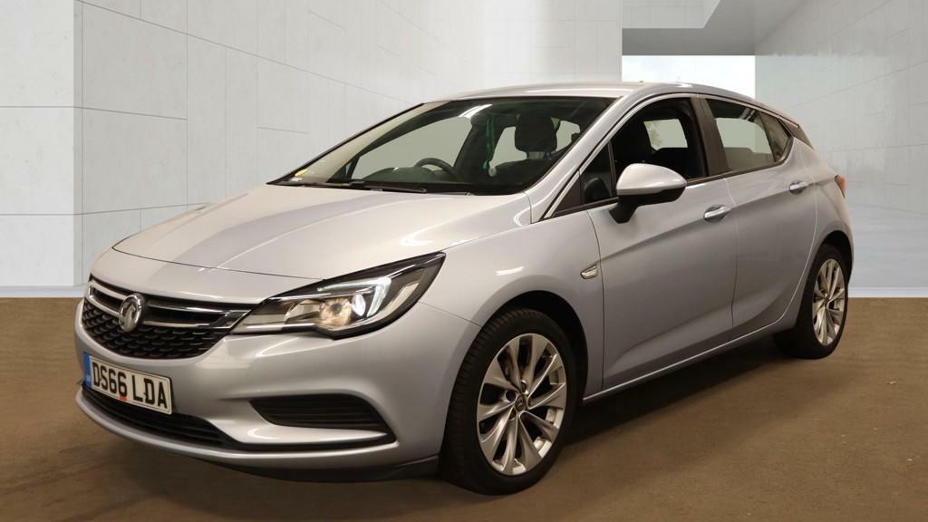 Vauxhall Astra Hatchback 1.4 I Turbo Design 201666 Silver #2