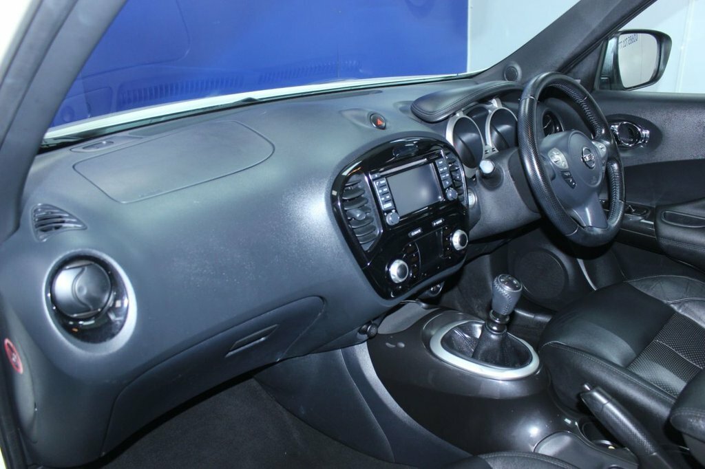 Nissan Juke Suv 1.2 Dig-t Acenta Premium Euro 6 Ss 201 Black #5