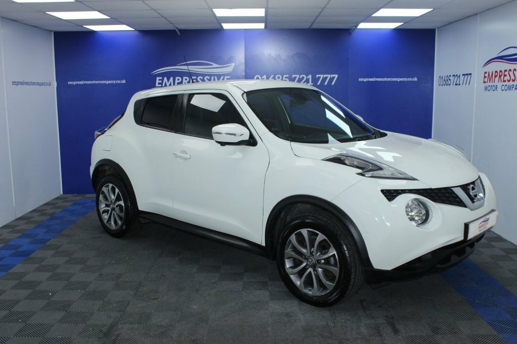 Nissan Juke Suv 1.2 Dig-t Acenta Premium Euro 6 Ss 201 Black #1