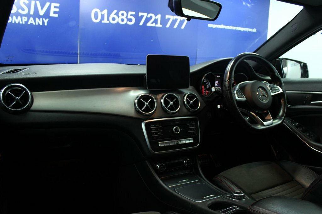 Mercedes-Benz GLA Class 2.1L Amg Line LD18TOJ Black #6