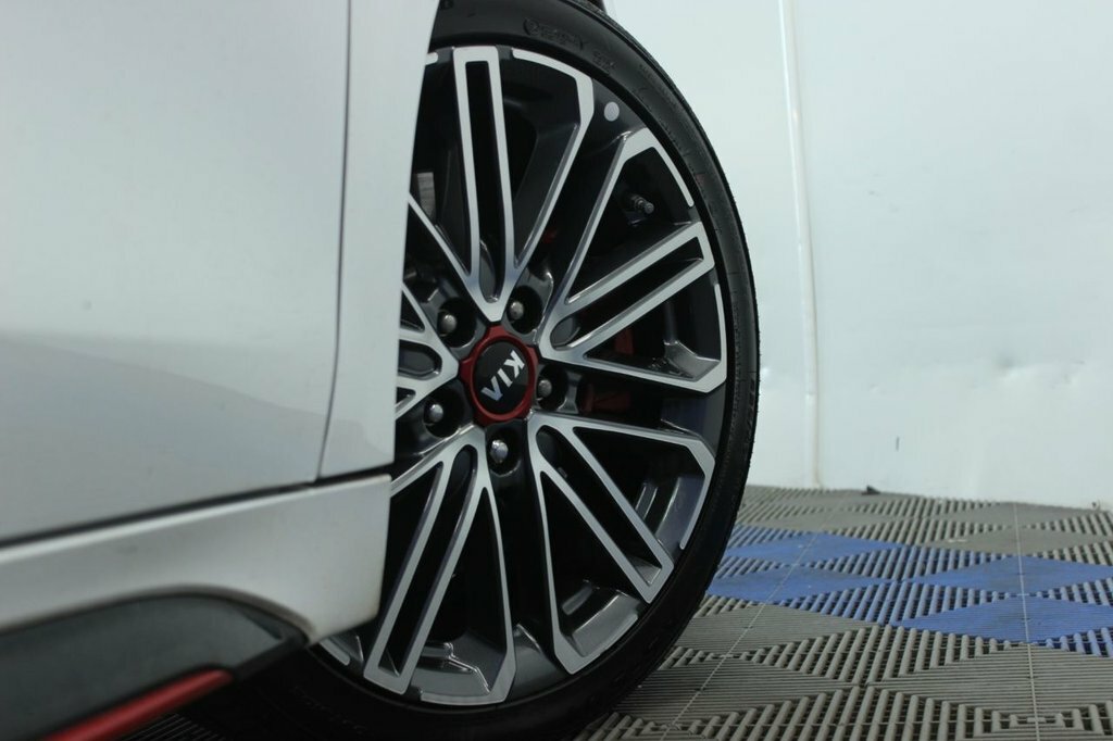 Kia Proceed 1.6L Gt White #2