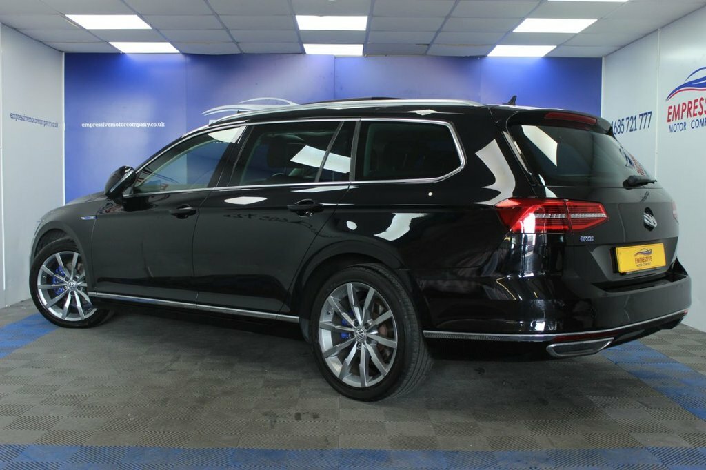Volkswagen Passat 1.4L Gte Advance PL18WSF Black #3