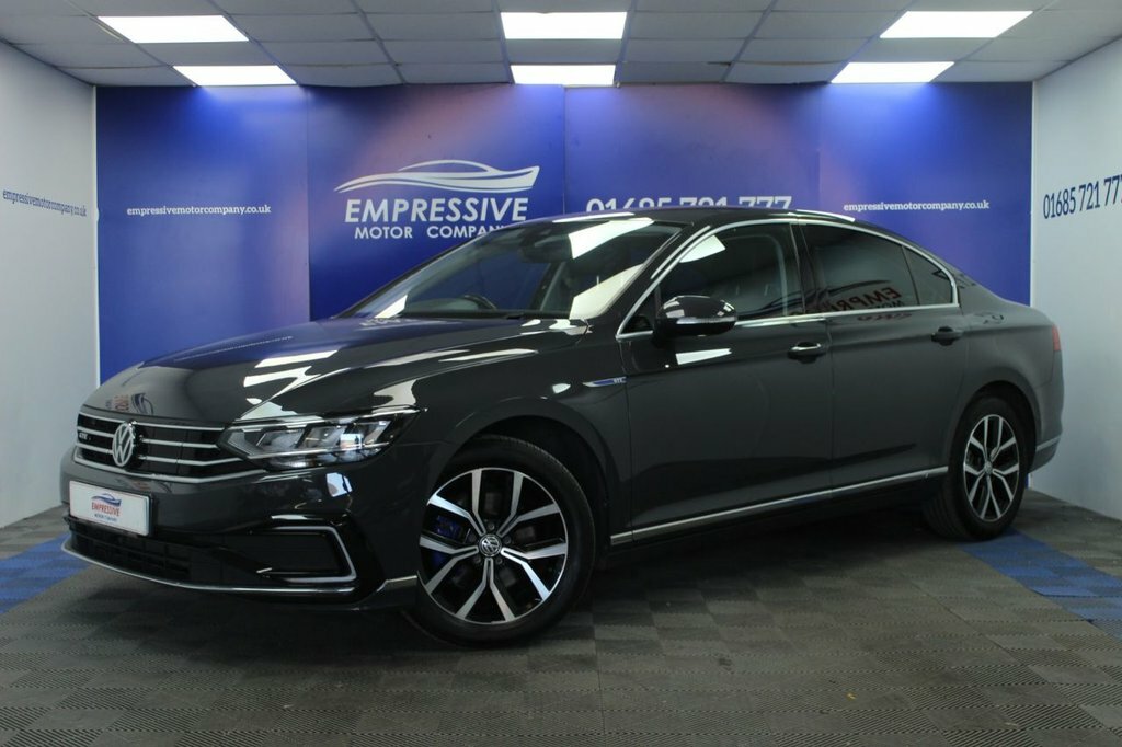 Volkswagen Passat 1.4L Gte Grey #5
