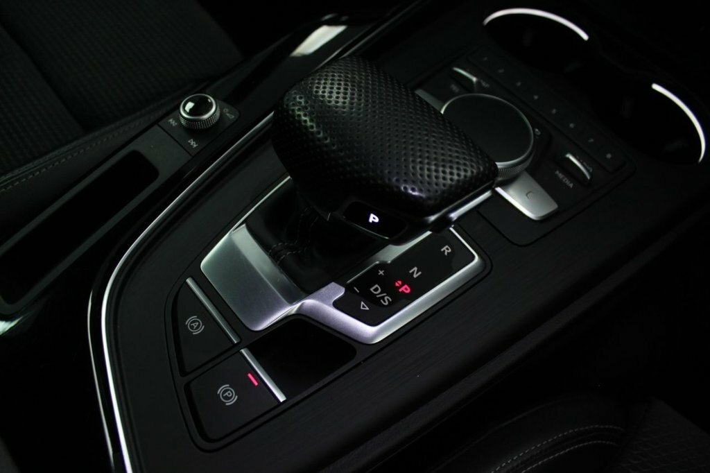 Audi A4 Avant Black Edition Grey #7