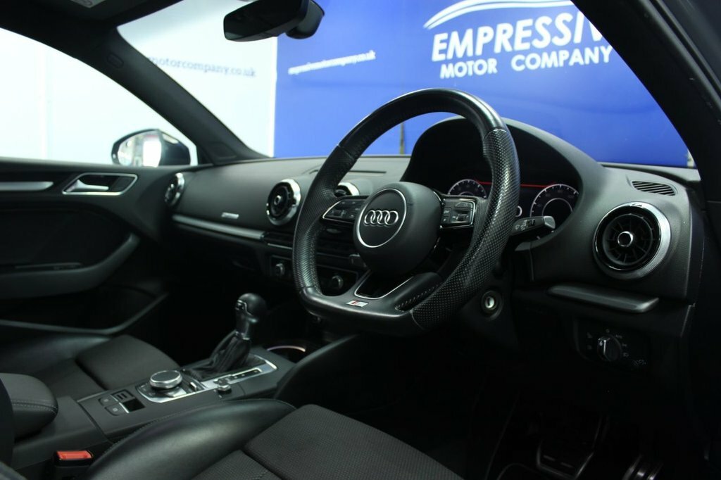 Audi A3 1.5L Black Edition Grey #5