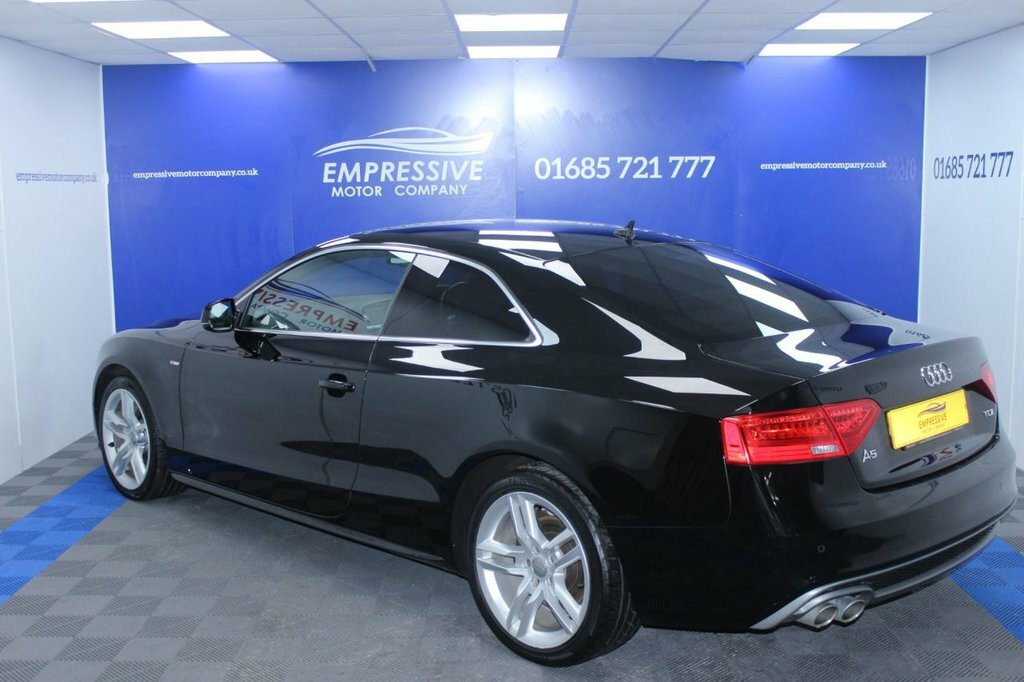 Audi A5 2L Tdi S Line Black #2