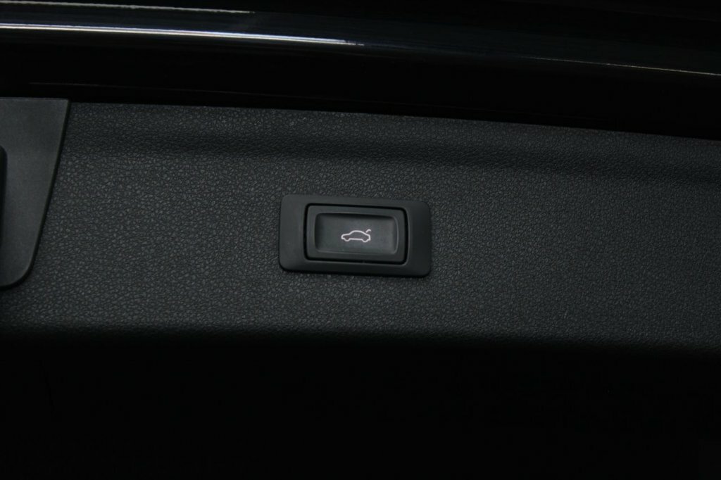 Audi Q3 2.0 Tdi Quattro Black Edition Grey #9