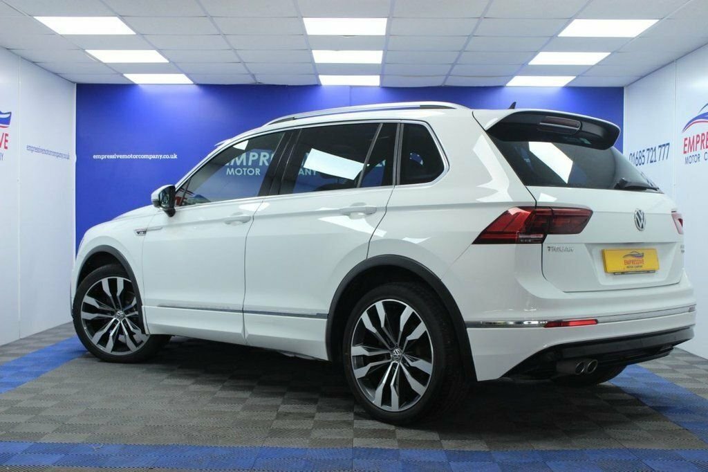 Volkswagen Tiguan 1.5L R-line WO19DGY White #4