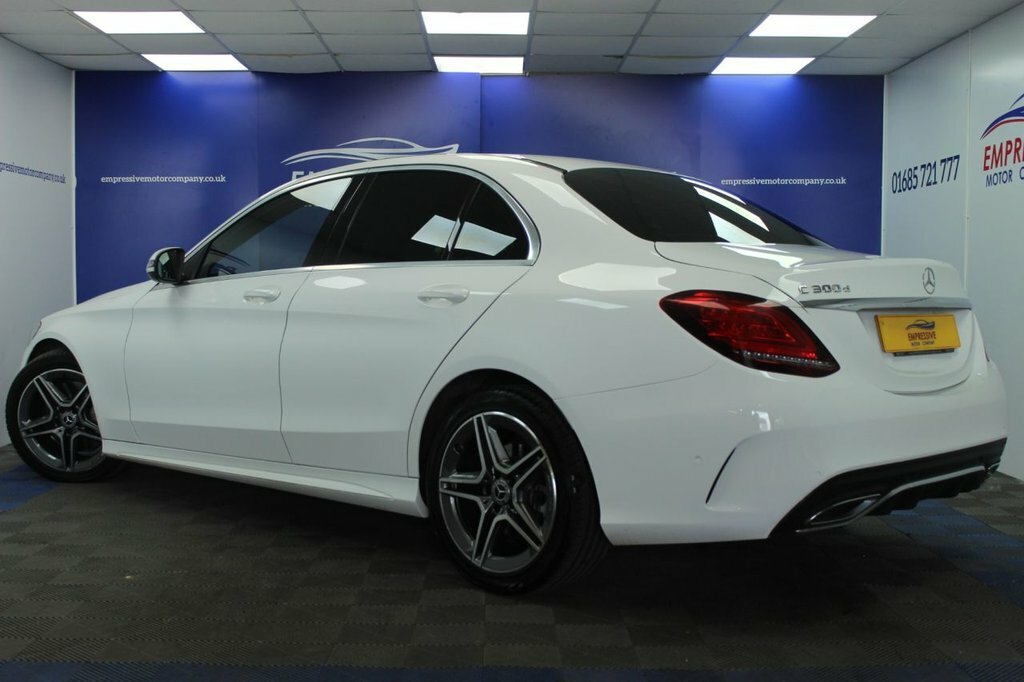 Mercedes-Benz C Class 2L Amg Line SO19EAG White #2