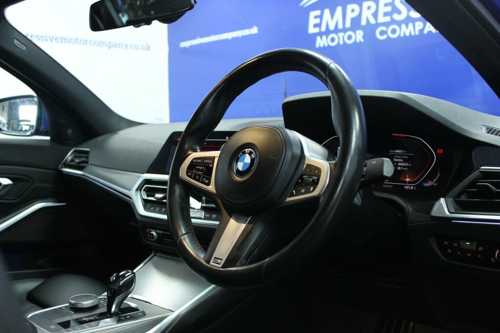 BMW 3 Series 2L M Sport Blue #4