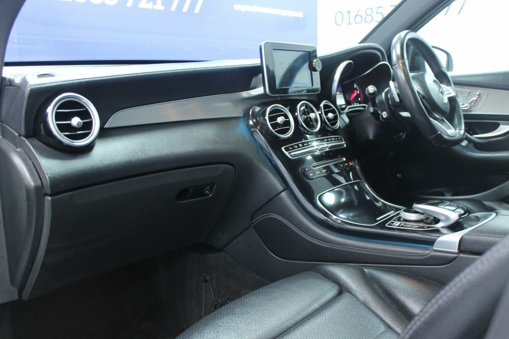 Mercedes-Benz GLC Class Glc 220 D 4Matic Amg Line Premium Red #8