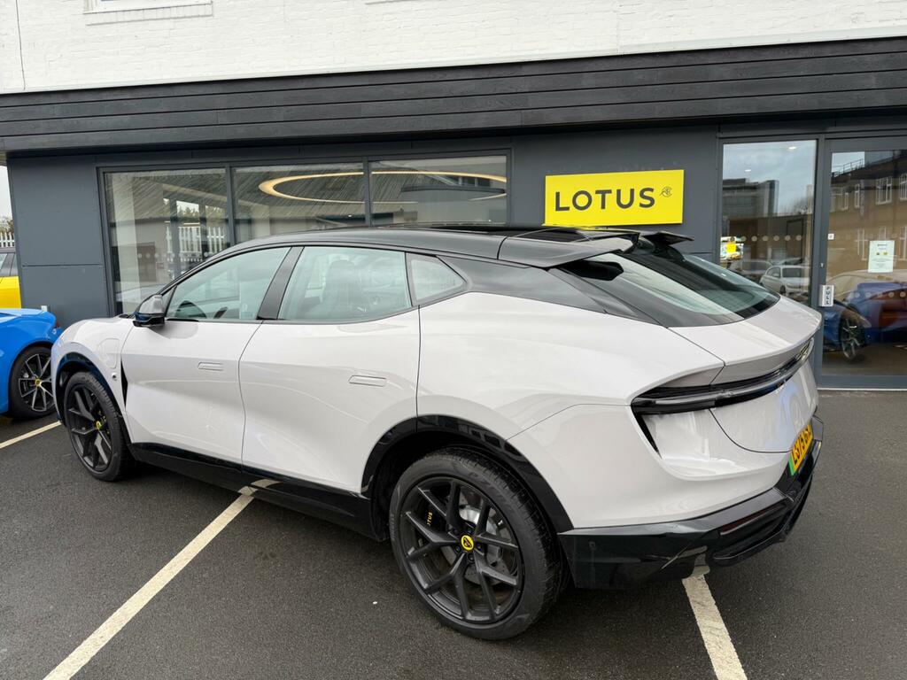 Lotus Eletre 112Kwh Suv 4Wd Dual Motor 611 Grey #5