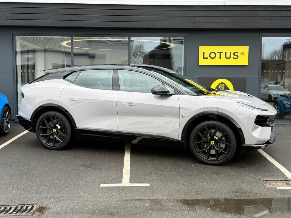 Lotus Eletre 112Kwh Suv 4Wd Dual Motor 611 Grey #2