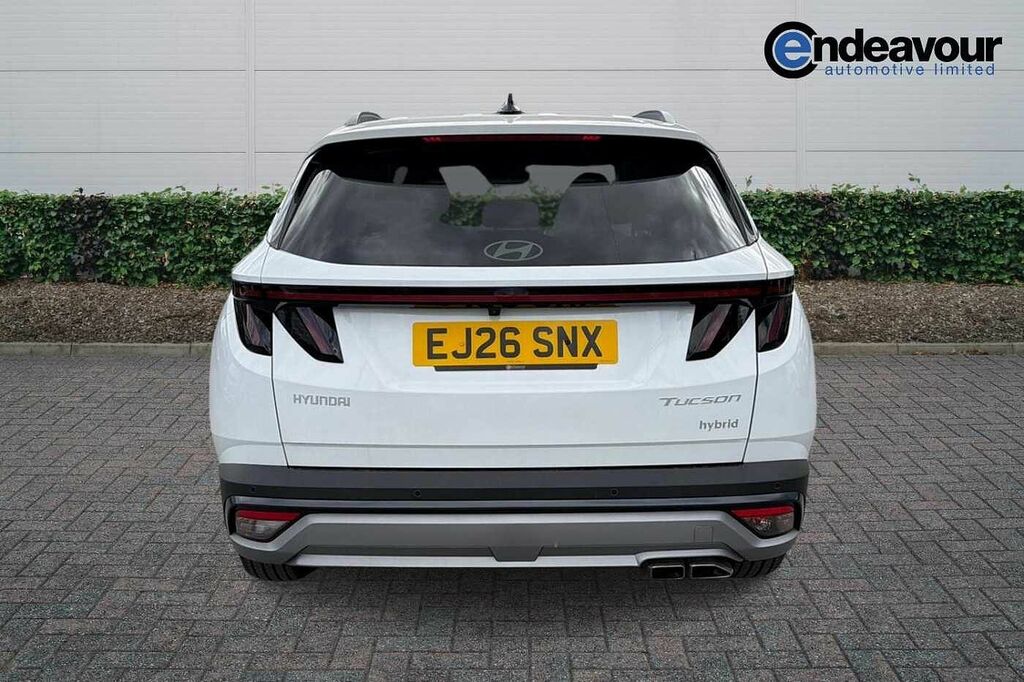 Hyundai Tucson 1.6T Hybrid Advance EJ26SNX White #4