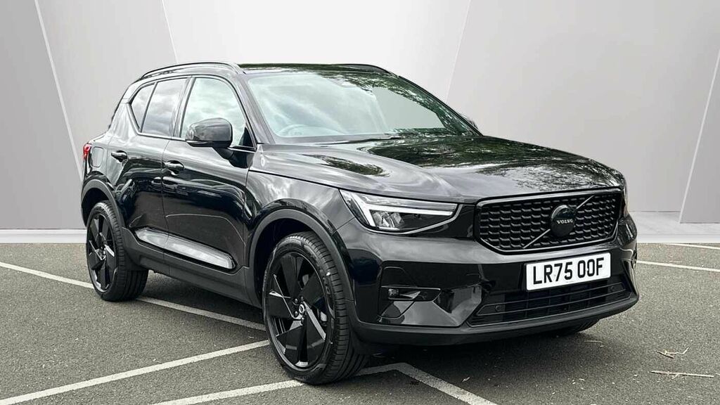 Volvo XC40 Black Edition Plus, B3 Mild Hybrid, Black
