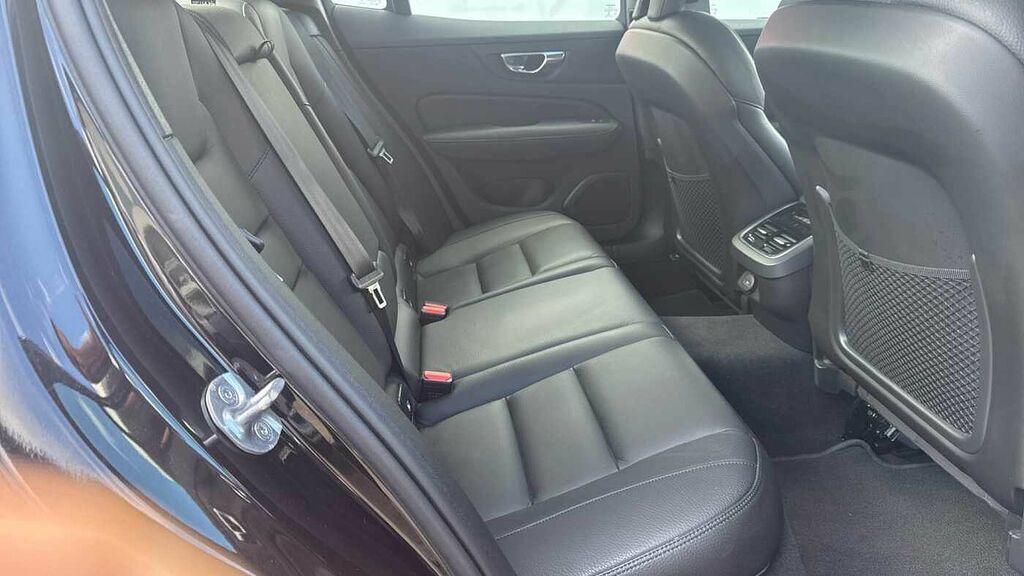 Volvo S60 Plus, B5 Mild Hybrid, Dark Black #6