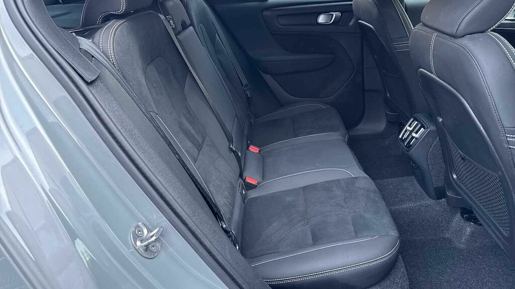 Volvo XC40 Plus, B3 Mild Hybrid, Dark WL24HXY Grey #6