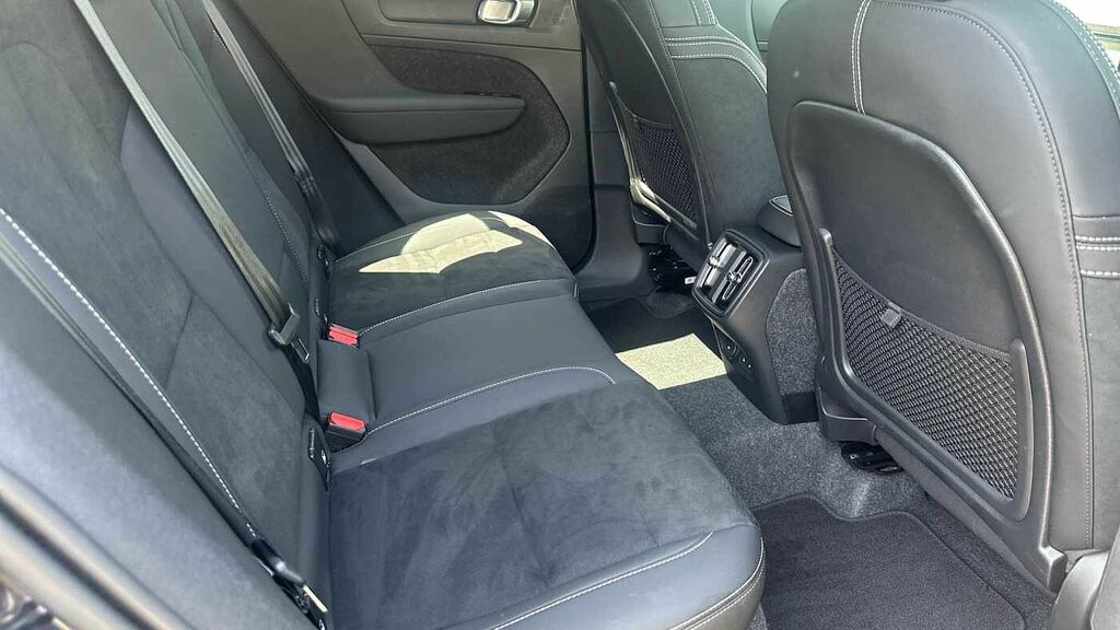 Volvo XC40 Black Edition Plus, B3 Mild Hybrid, MJ75HZZ Black #6