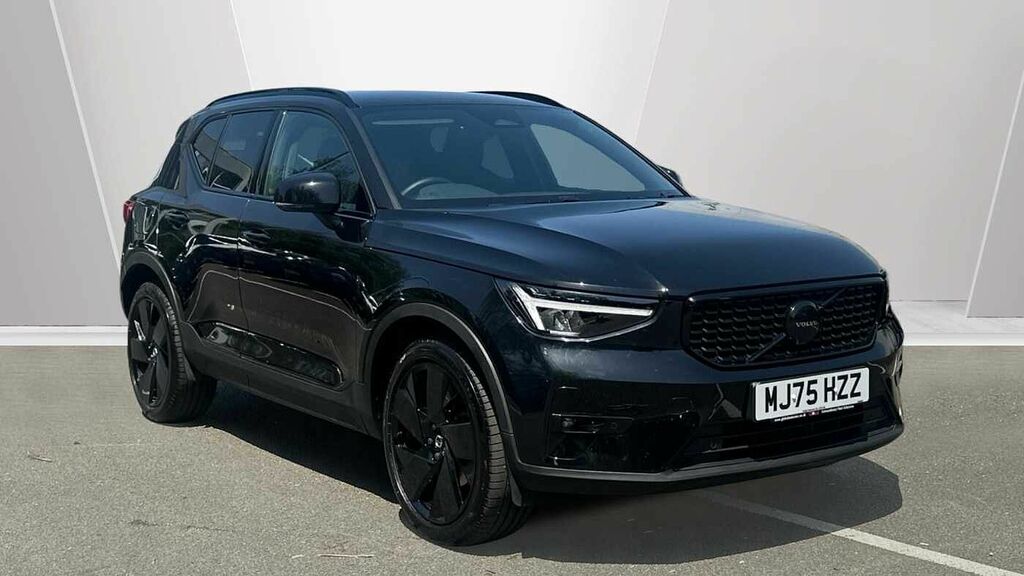 Volvo XC40 Black Edition Plus, B3 Mild Hybrid, Black