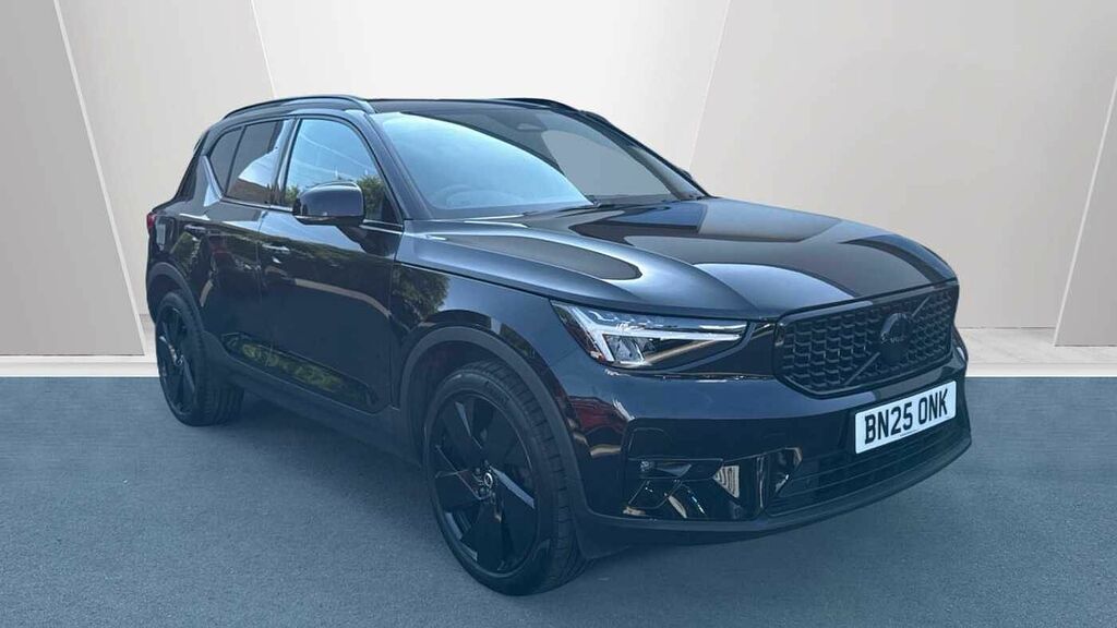 Volvo XC40 Black Edition Plus, B4 Mild Hybrid, Black