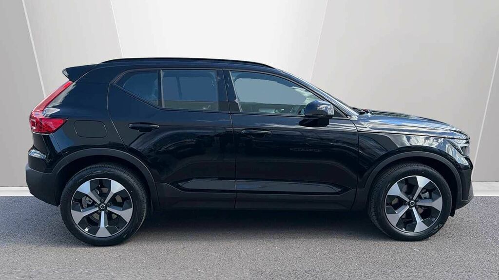 Volvo XC40 Plus, B4 Mild Hybrid, Dark LL26KZO Black #3