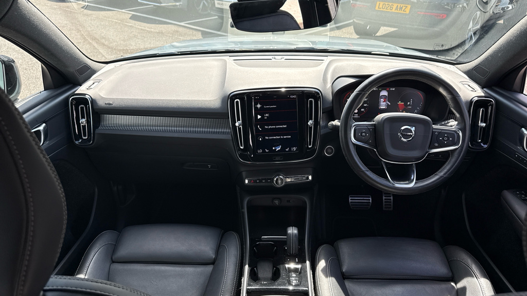 Volvo XC40 Recharge R-design Pro, T5 Plug-in Hybrid Grey #5