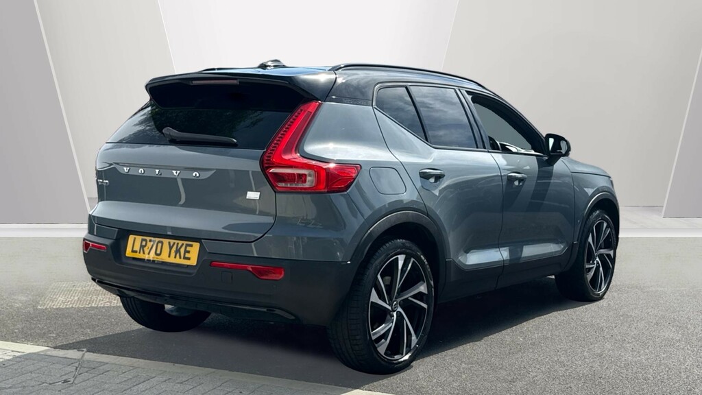 Volvo XC40 Recharge R-design Pro, T5 Plug-in Hybrid Grey #2
