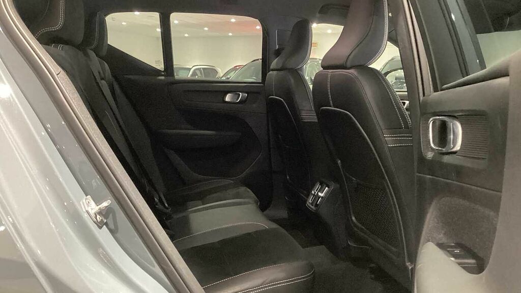 Volvo XC40 R-design, T3 KR21OCO Grey #6