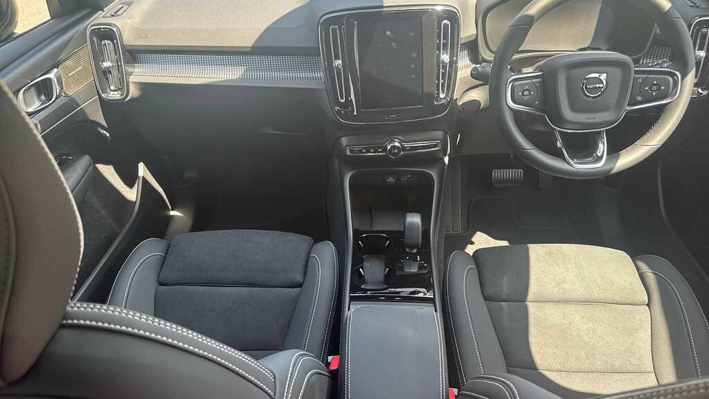 Volvo EX40 Black Edition Ultra, Twin Motor Performance, Elect Black #5