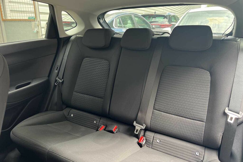 Hyundai I20 1.0T Gdi 48V Mhd Se Connect  #9