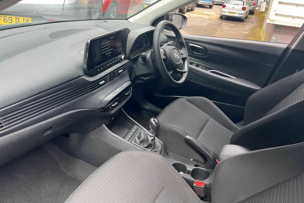 Hyundai I20 1.0 T-gdi 100Ps Premium 48 Volt Hybrid Grey #2