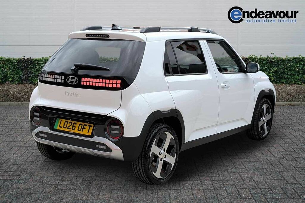 Hyundai Inster 85Kw 02 49Kwh LO26OFT White #3