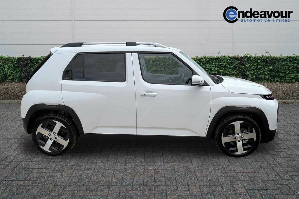 Hyundai Inster 85Kw 02 49Kwh LO26OFT White #2
