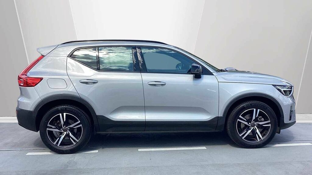 Volvo XC40 Plus, B4 Awd Mild Hybrid, Dark AK23FBV Silver #3