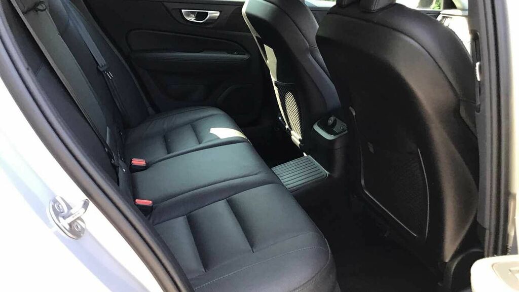 Volvo V60 Plus, T6 Awd Plug-in Hybrid, Dark RJ25GYT Silver #6