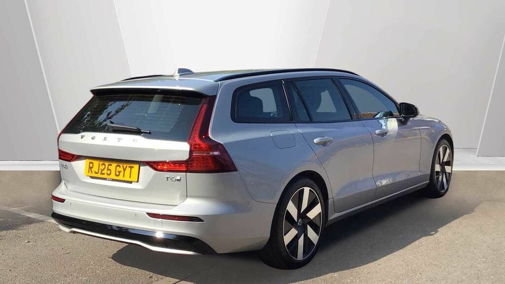 Volvo V60 Plus, T6 Awd Plug-in Hybrid, Dark RJ25GYT Silver #2