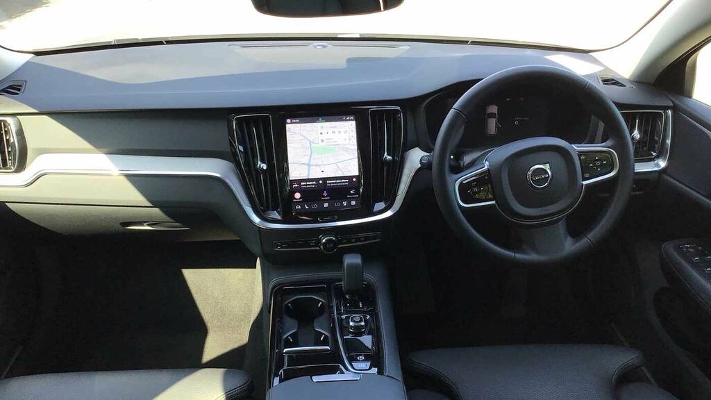 Volvo V60 Plus, T6 Awd Plug-in Hybrid, Dark RJ25GYT Silver #5