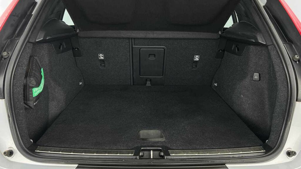 Volvo XC40 Inscription, T3 Silver #5