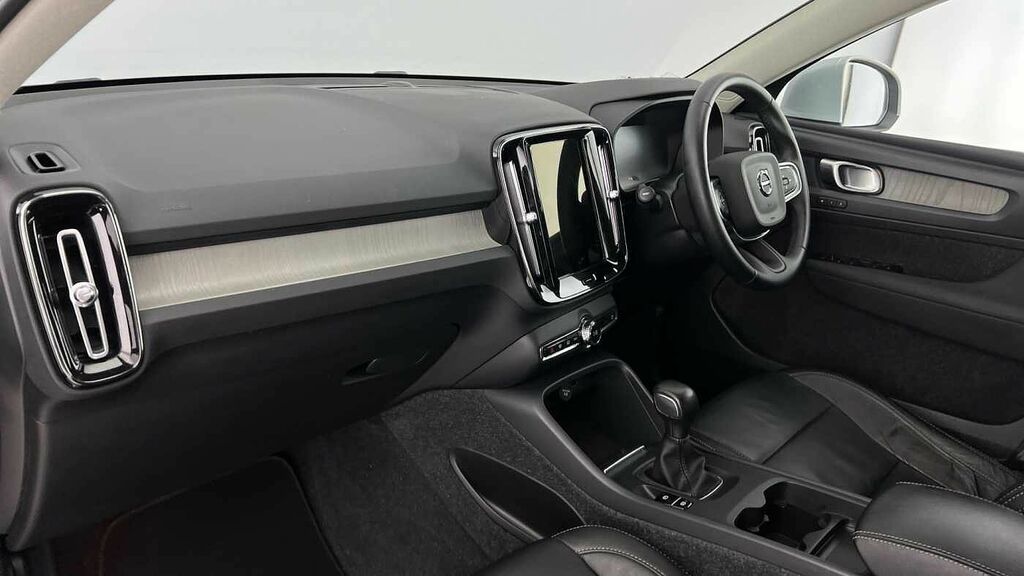 Volvo XC40 Inscription, T3 Silver #6