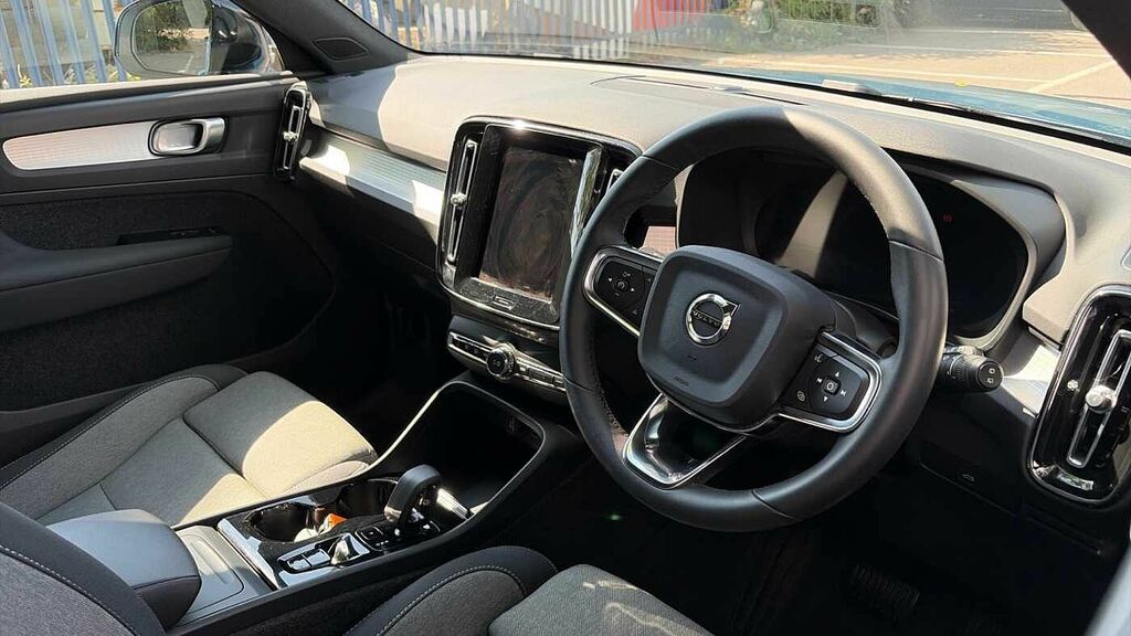 Volvo XC40 Plus, B4 Mild Hybrid, Dark Blue #4