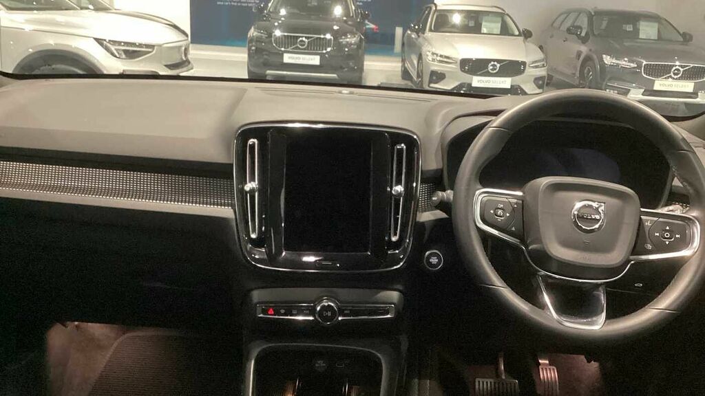 Volvo XC40 Black Edition Plus, B3 Mild Hybrid, Black #5