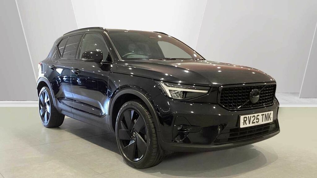 Volvo XC40 Black Edition Plus, B3 Mild Hybrid, Black