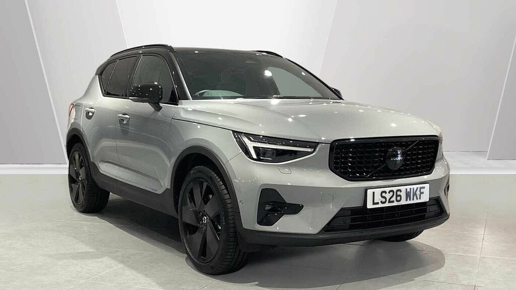 Volvo XC40 Black Edition Ultra, B4 Mild Hybrid, Grey
