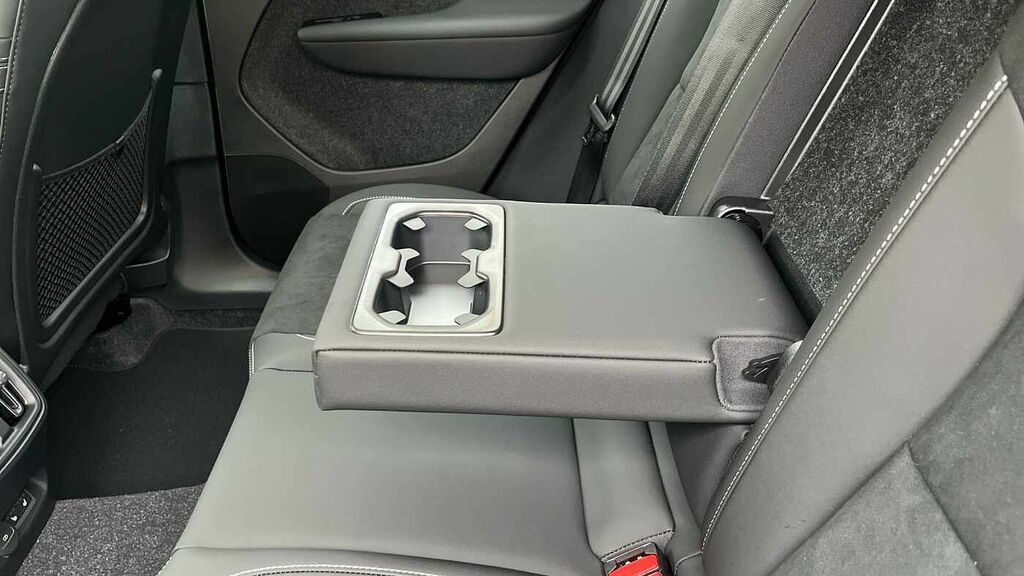 Volvo EX40 Twin Motor Ultra Sunroof, Harmankardon Sound, 36 Grey #25