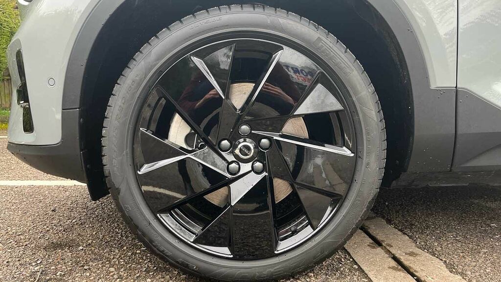 Volvo EX40 Twin Motor Ultra Sunroof, Harmankardon Sound, 36 Grey #9