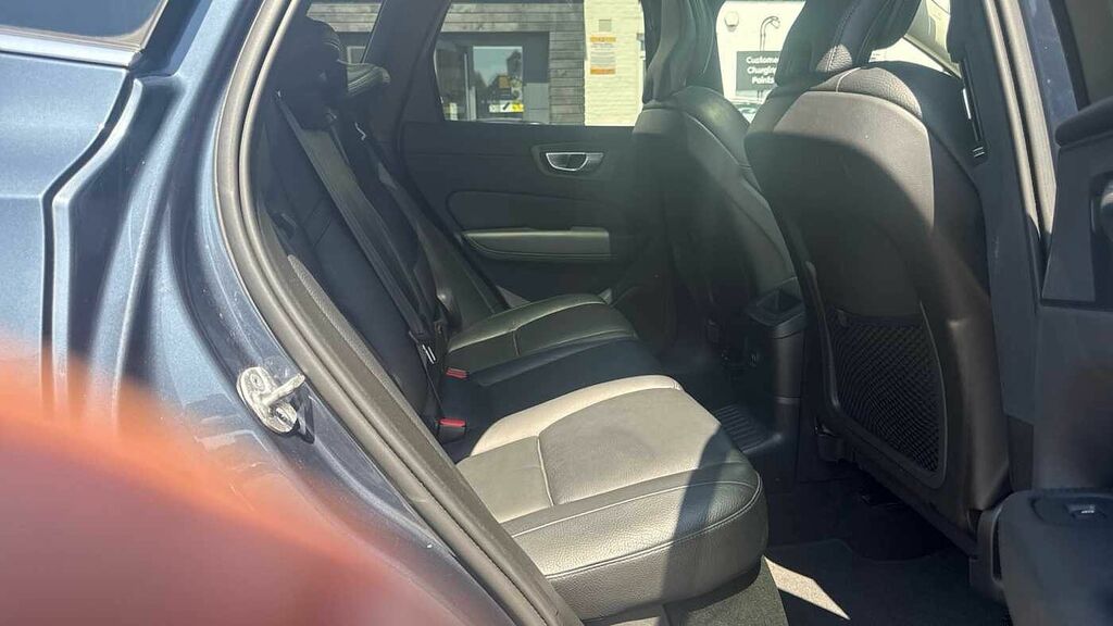 Volvo XC60 Recharge Core, T6 Awd Plug-in Hybrid, Blue #6