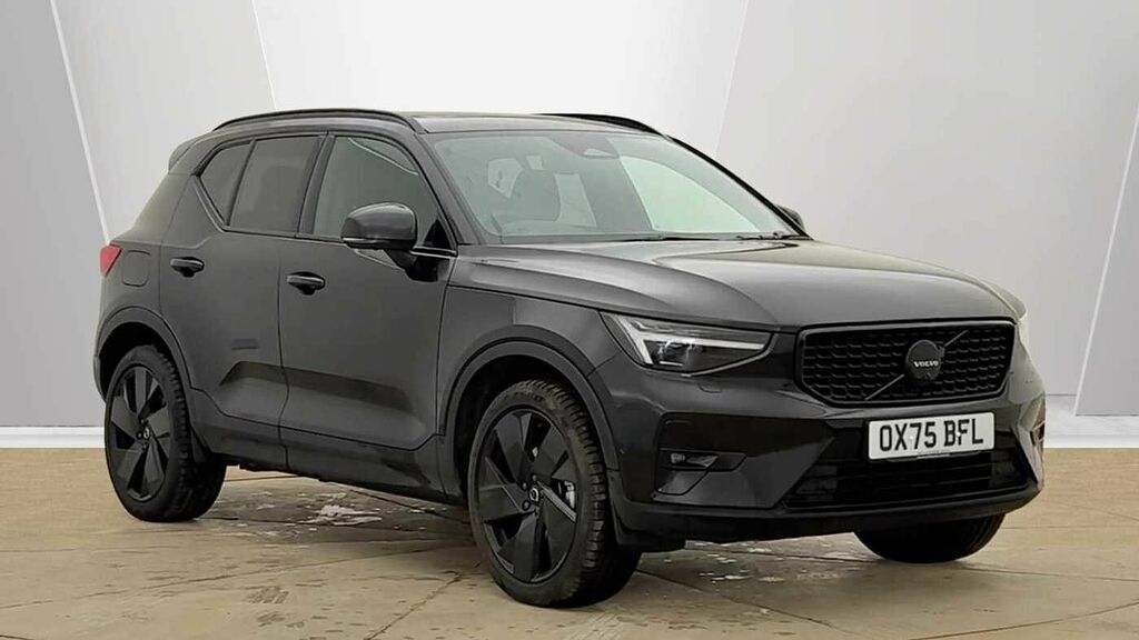Volvo XC40 Black Edition Ultra, B4 Mild Hybrid, Black