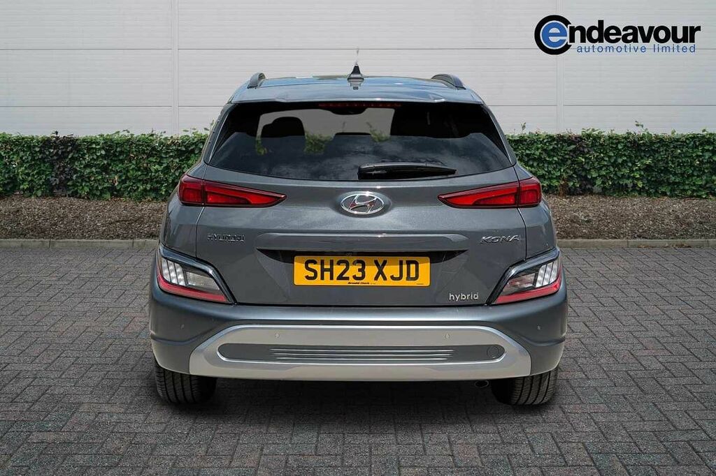 Hyundai Kona 1.6 Gdi Hybrid Premium Dct Grey #4