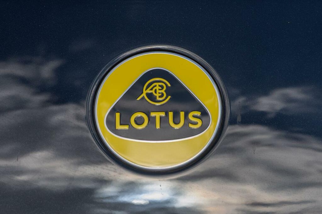 Lotus Emeya 600 102Kwh Gt Hatchback 4Wd Dua LF26XSD White #37