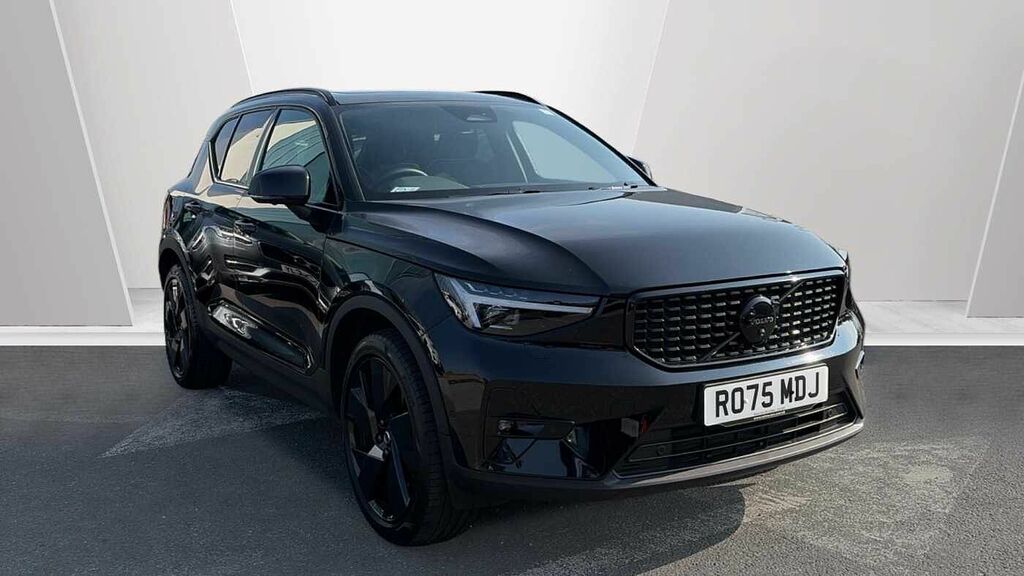 Volvo XC40 Black Edition Ultra, B4 Mild Hybrid, Black